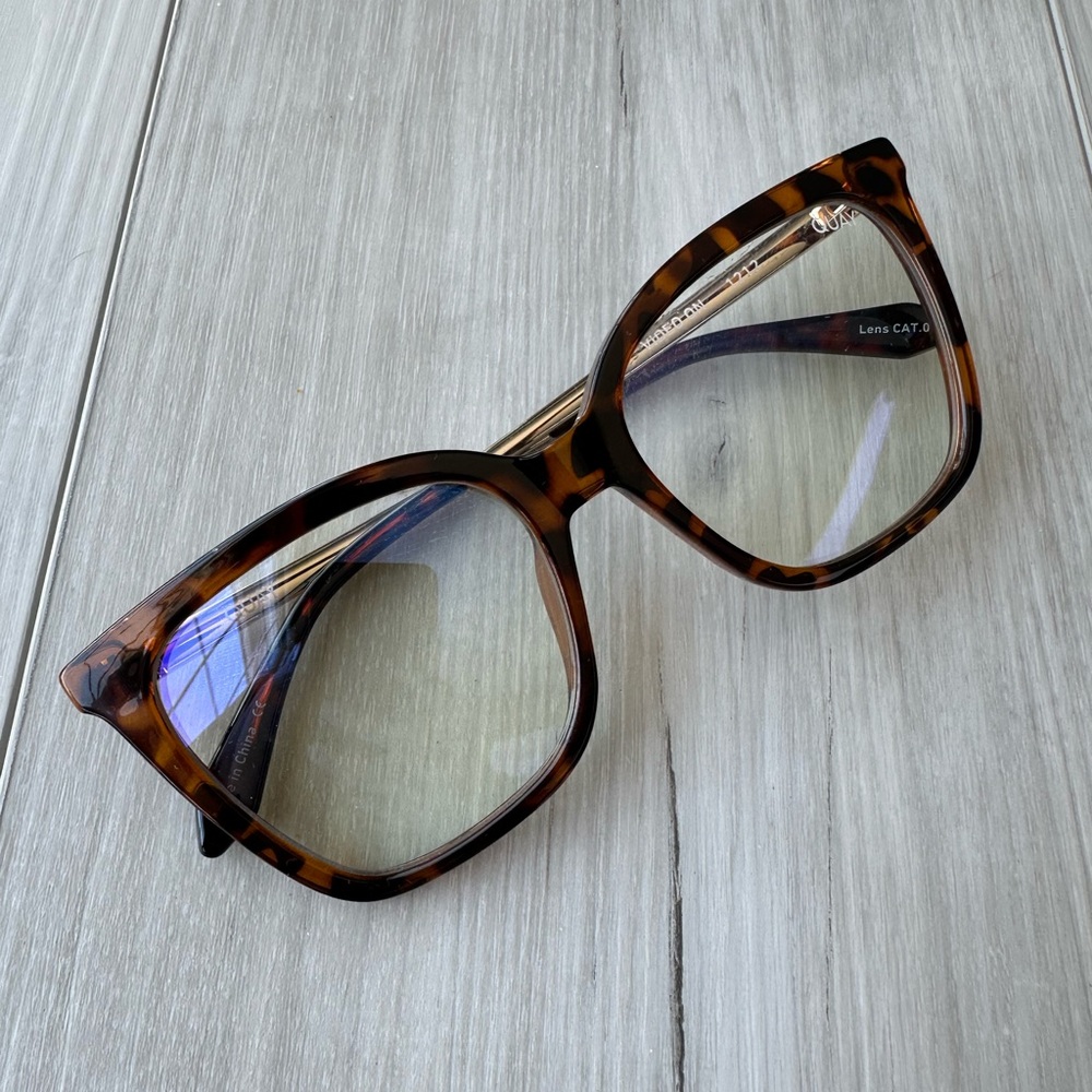 Quay Australia Large Tortoise Square Cat Eye Blue Light Glasses - Video On